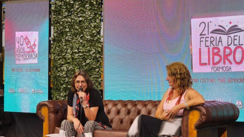 Araceli Bellota en la XXI Feria del Libro: “Por primera vez en 40 años tenemos una elección con proscripción; y la proscripta es Cristina”