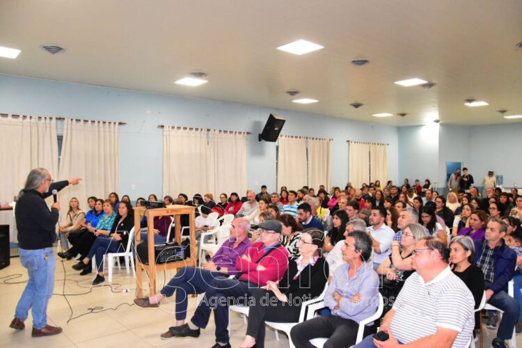 Trabajadores del Ministerio de Producción participaron del “Encuentro Militante” con el candidato de UxP Luis Basterra