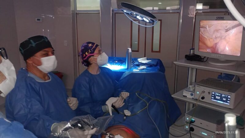 En el Hospital Distrital 8 se llevó a cabo la primera cirugía laparoscóspica de hernia