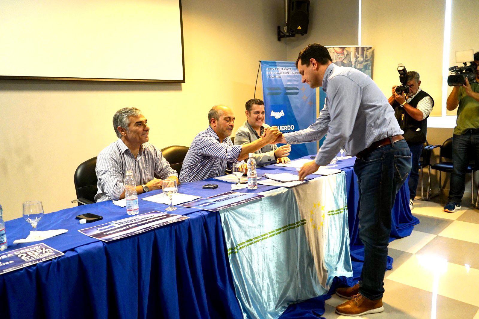 Banco Formosa y el Gobierno Provincial anunciaron cuotas, descuentos y créditos