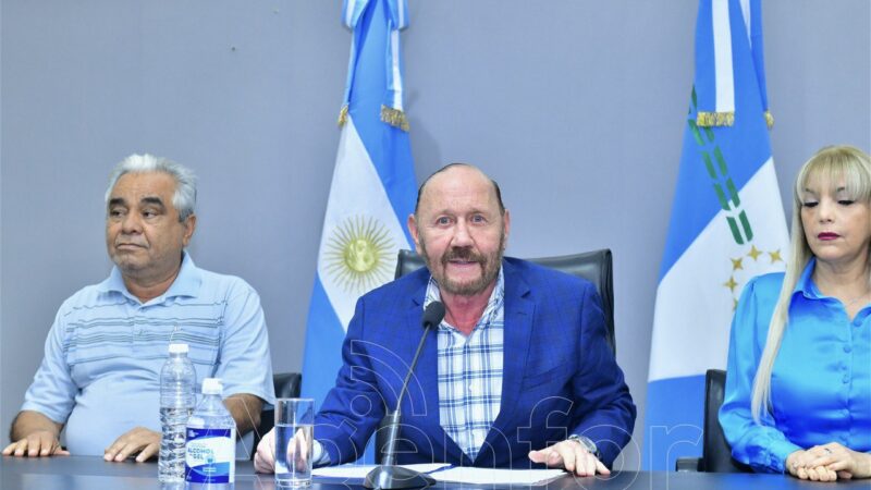 El gobernador Gildo Insfrán anunció nuevas medidas salariales para la Administración Pública Provincial