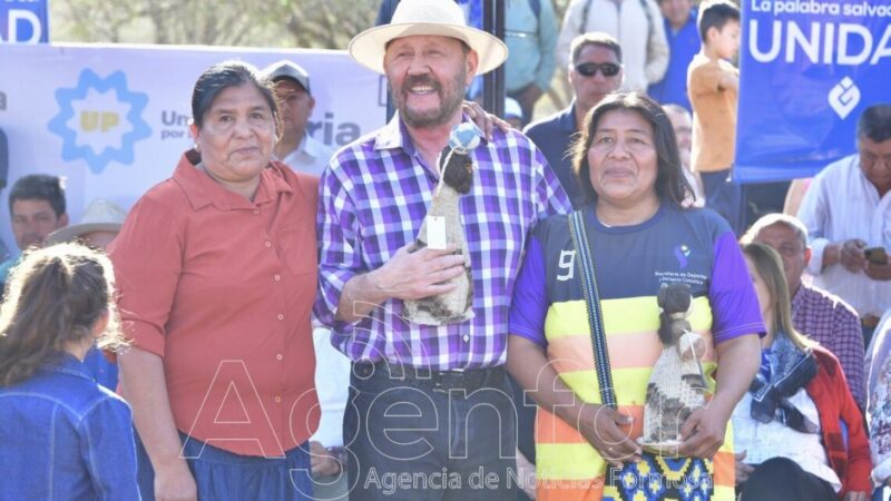 “Orgullosos de nuestra historia y de ser formoseños, avanzamos decididos hacia el futuro”, subrayó Insfrán