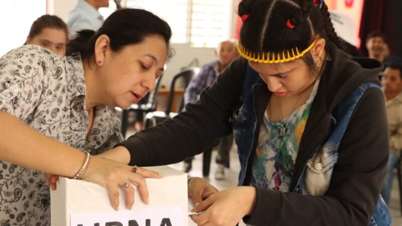 Taller de voto accesible en el Centro Ocupacional Inclusivo