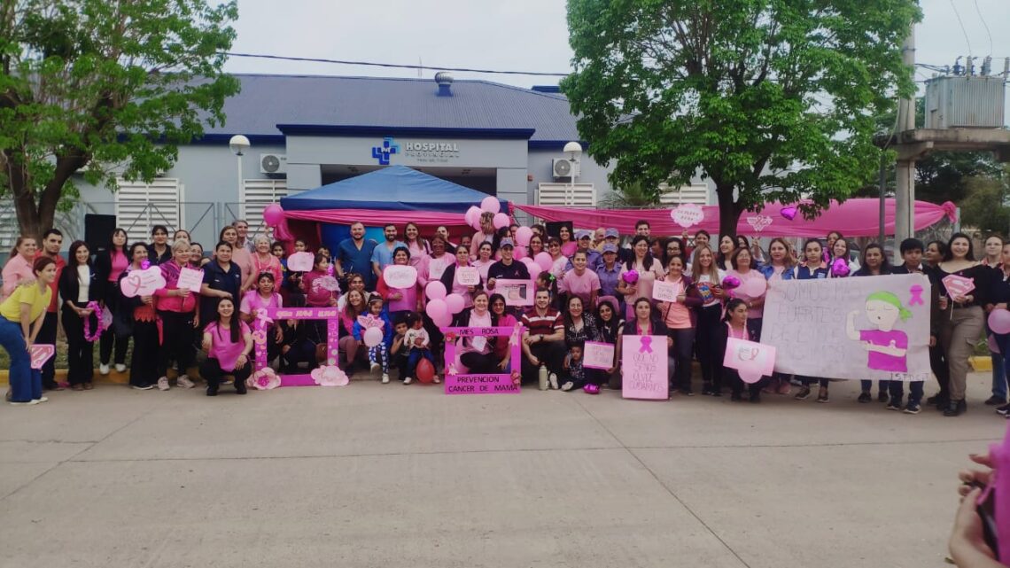 El Hospital de Pozo del Tigre homenajeó al mes rosa con una concurrida caminata