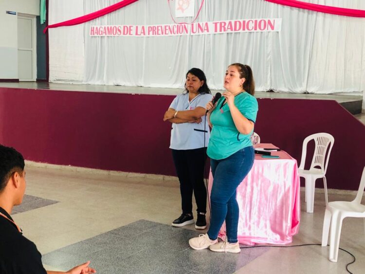 El Hospital de Ibarreta conmemora “Octubre Rosa”
