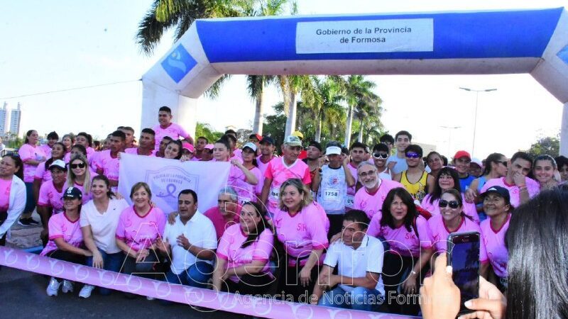 Con rotundo éxito se desarrolló la tradicional Maratón Rosa en la Costanera formoseña