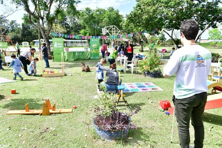 Niños de un jardín de la ciudad capital visitaron el predio donde funciona el Programa de Equinoterapia