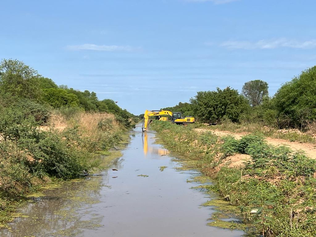 El SPAP continúa el trabajo de mantenimiento en el Canal Santa Rita