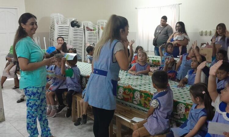 Centro de salud San Antonio: dio una charla de prevención sobre el dengue en el JIN Nº 12