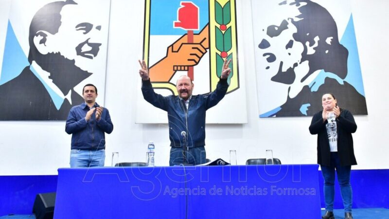 Gildo Insfrán encabezó encuentro en la sede del PJ