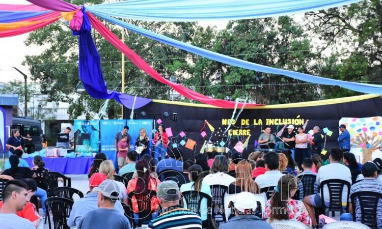 El Mes de la Inclusión cerró con una divertida función de circo