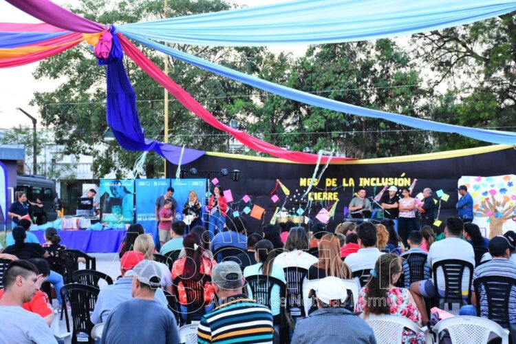 El Mes de la Inclusión cerró con una divertida función de circo