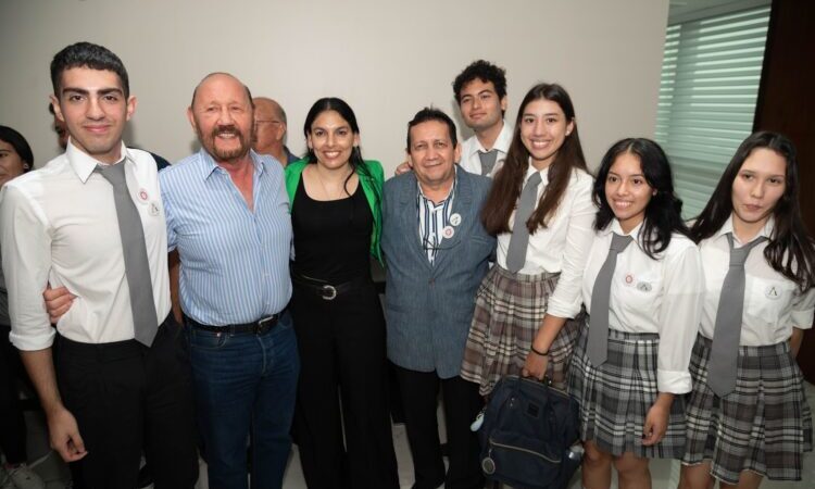 Con proyecto de hilos, estudiantes de la EPET N° 2 ganaron el Concurso INNOVAR