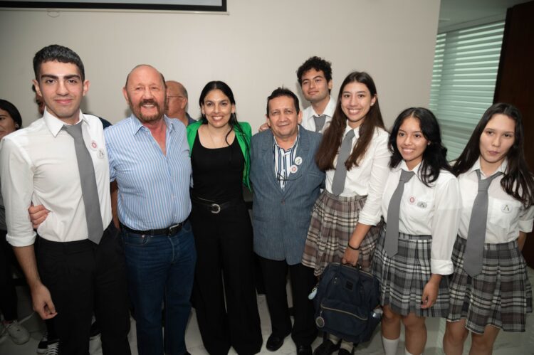Con proyecto de hilos, estudiantes de la EPET N° 2 ganaron el Concurso INNOVAR