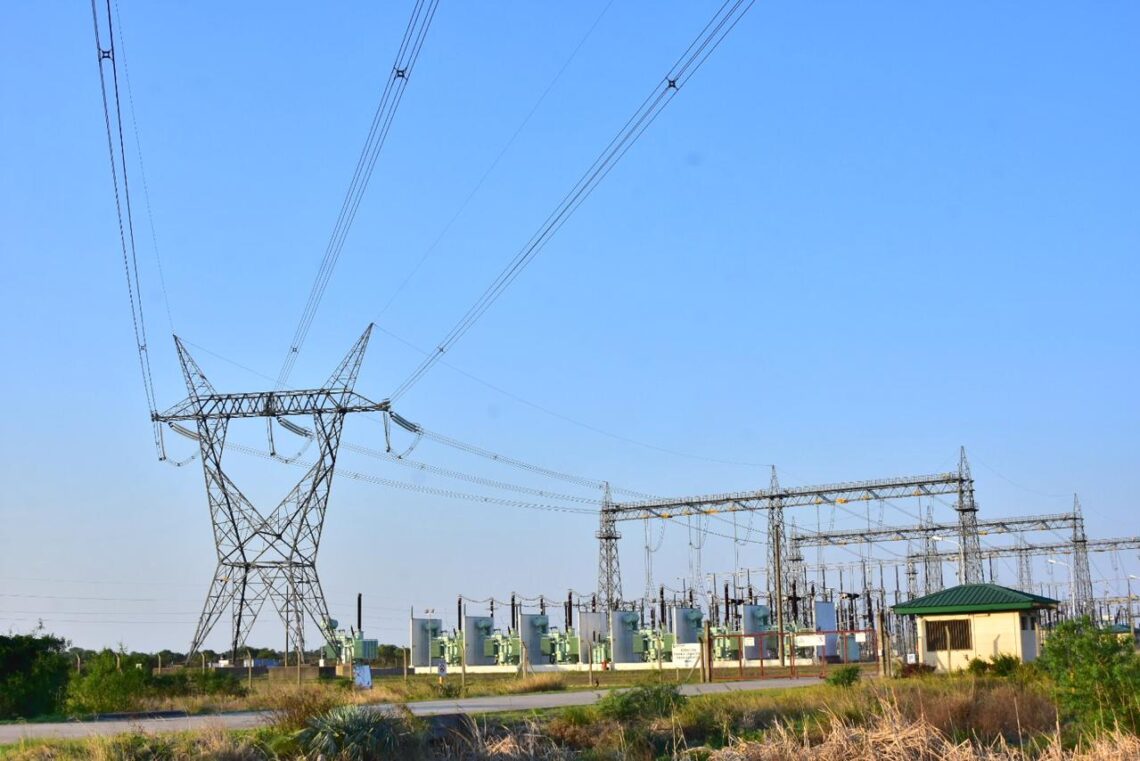 Advierten que “se va a disparar el precio de la energía eléctrica cuando saquen los subsidios”