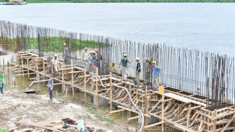 Avanza la obra de construcción del muro de protección de la costa