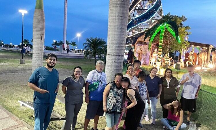 Pacientes de salud mental visitaron distintos puntos de la Costanera capitalina