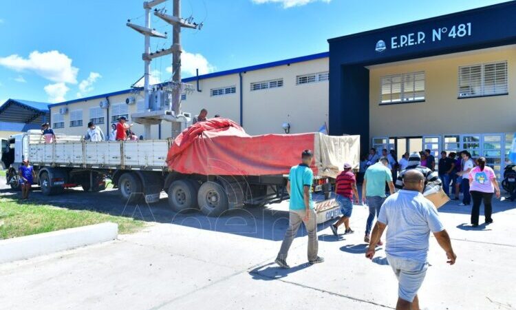 Reyes Magos: comenzó la distribución de los juguetes a las escuelas