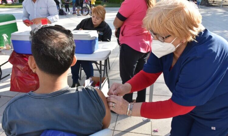 Vacunas de calendario y COVID-19: “En Formosa la inoculación no se detiene ni en vacaciones”