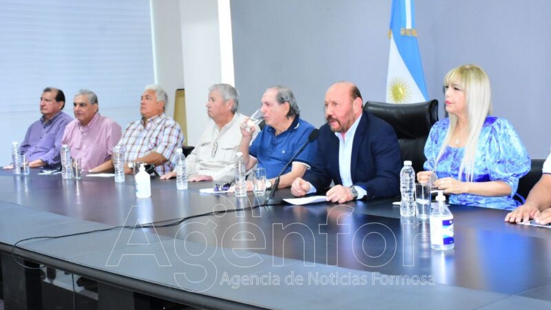 Insfrán: “A este gobernador no se lo asusta; sabe lo que tiene que hacer y lo que su pueblo quiere”