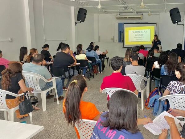 Inició el taller “Construyendo las redes de tu emprendimiento”