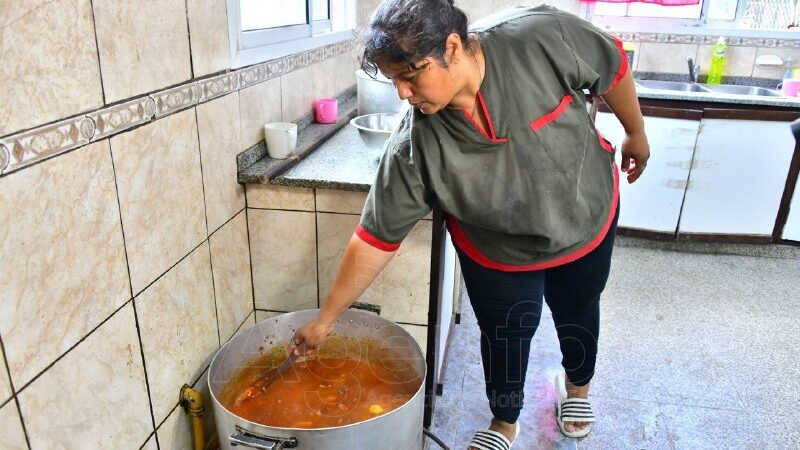 Las escuelas continúan brindando el Servicio Social Nutricional