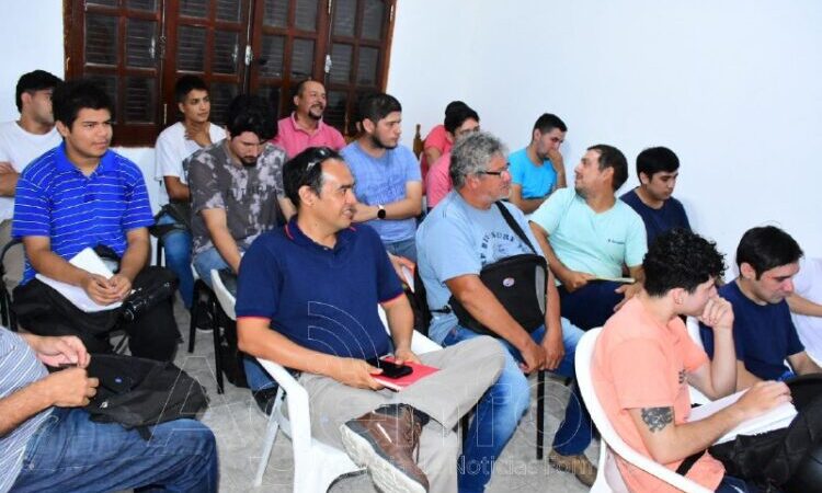 Comenzó curso de instalador de aire acondicionado