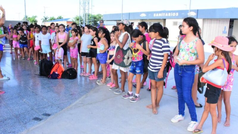 Controles de salud en la colonia de vacaciones del Parque Acuático