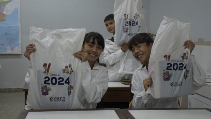 Distribución de kits escolares en Formosa: un gesto de compromiso y solidaridad