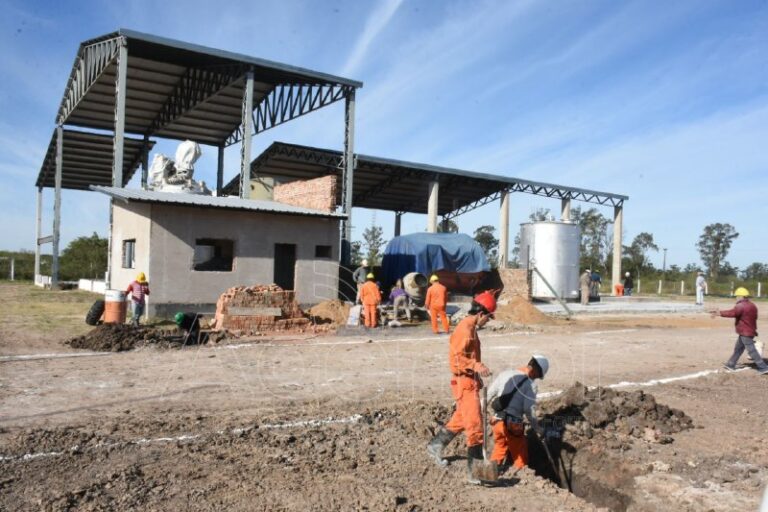 Zanin expresó su preocupación por las PyMES ante las medidas económicas del gobierno nacional