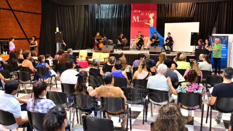 Mujeres formoseñas fueron homenajeadas en el ciclo cultural “Arte y Río”