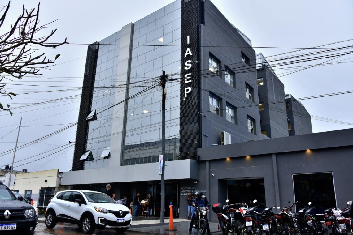 La farmacia del IASEP atenderá el jueves 28 y el martes 2 de abril