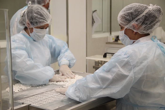 Formosa logró la producción íntegra de paracetamol e ibuprofeno y podrá abastecer a todo el sistema de salud