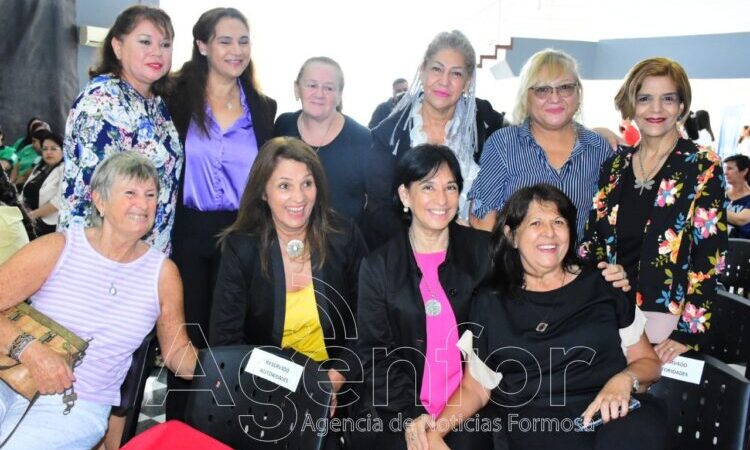 Con el lema “Derecho a defender derechos”, en un amplio encuentro se conmemoró en Formosa el Día de la Mujer