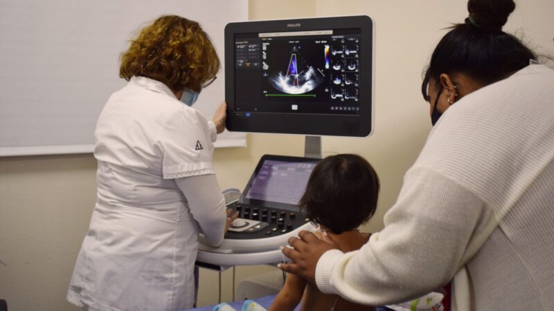 Afirman que aumentó la cantidad de personas con obra social que prefiere atenderse en hospitales públicos