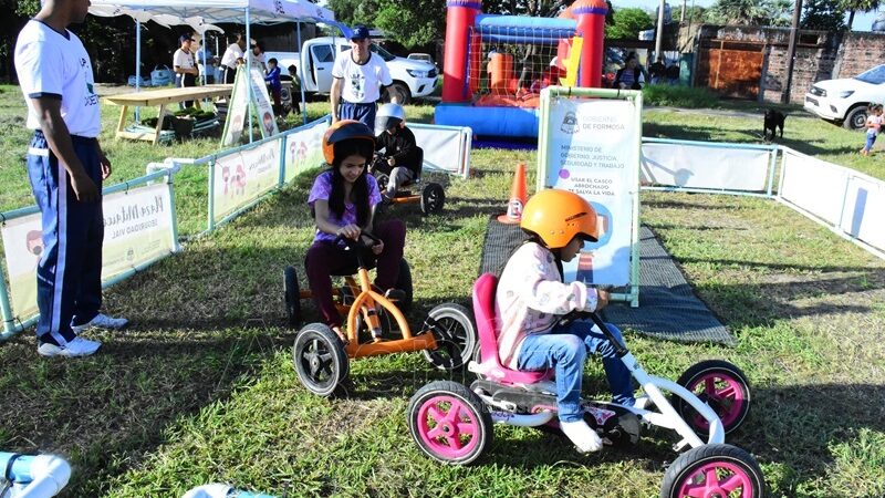 El Gobierno provincial brindó diversas atenciones en la plaza del Lote 111