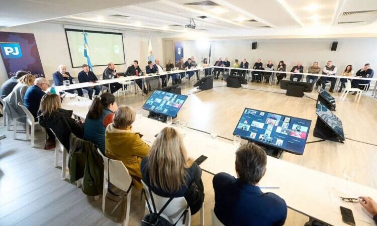 El PJ nacional aprobó la convocatoria a elecciones internas para el 17 de noviembre