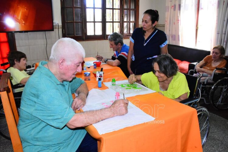 Destacan la labor y las actividades brindadas en las residencias de adultos mayores