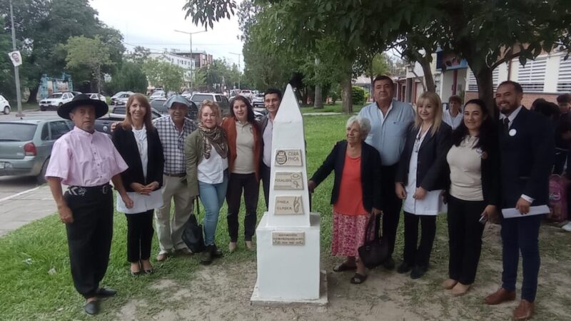 El Centro Polivalente de Arte inauguró monolito en la EPEP N° 18