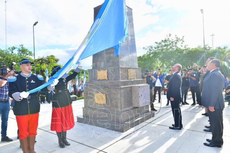 El Estadio Cincuentenario será el escenario del acto por el Día de la Bandera