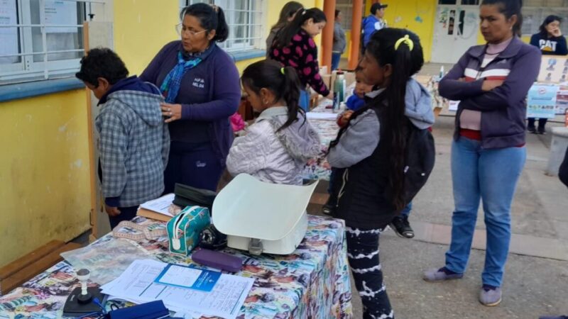 El hospital de Palo Santo sigue llevando servicios de salud gratuitos a los barrios
