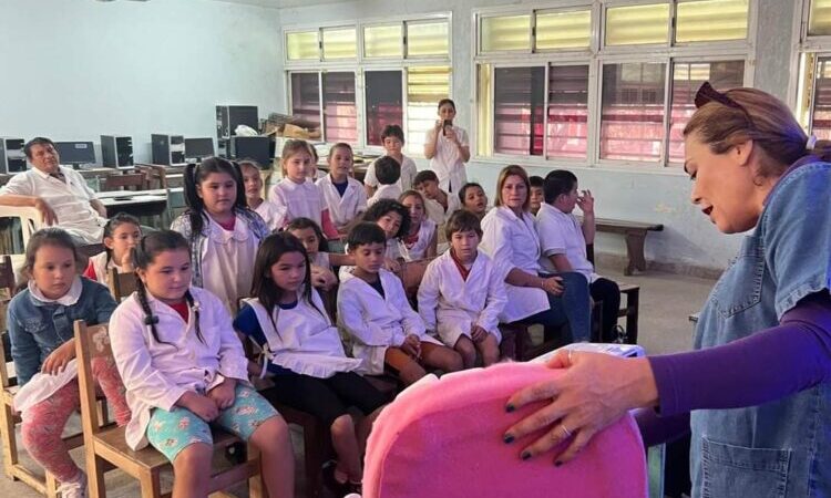 En escuelas primarias de Tres Lagunas enseñan a cuidar la salud bucal
