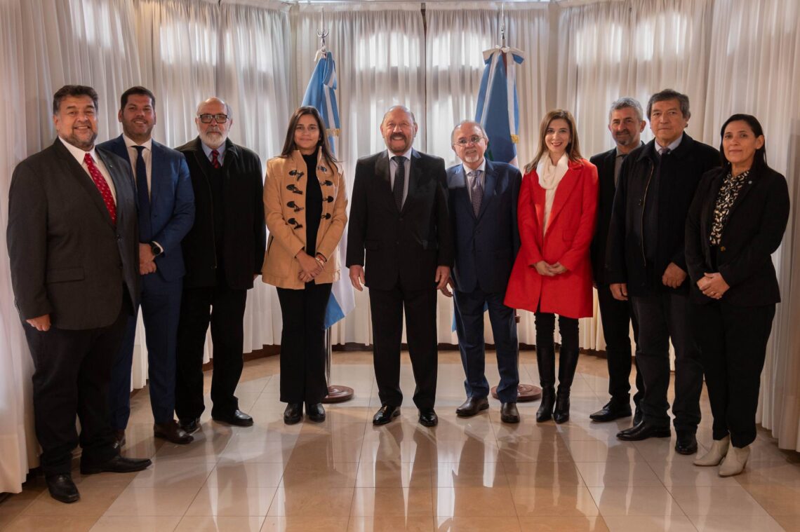 El gobernador Insfrán se reunió con ministros provinciales