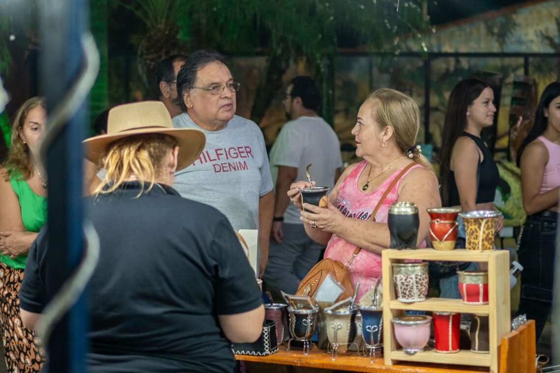 Éxito rotundo del Mercado Comunitario de Emprendedores