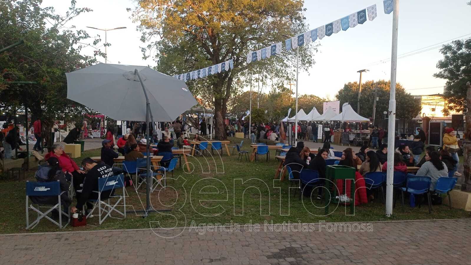 Se realizó nueva edición del Mercado Comunitario de Emprendedores