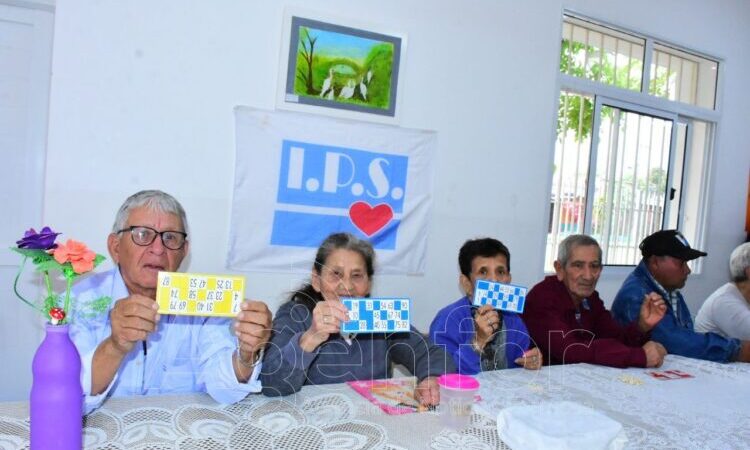Pensionados del barrio Eva Perón visitaron Casa de la Solidaridad del Guadalupe