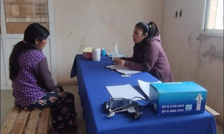 Vecinos originarios de la comunidad Tres Palmas fueron beneficiados con una nueva ronda de servicios de salud
