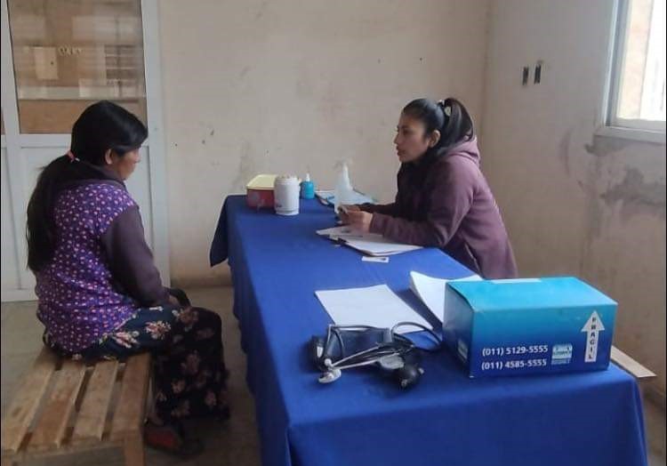 Vecinos originarios de la comunidad Tres Palmas fueron beneficiados con una nueva ronda de servicios de salud
