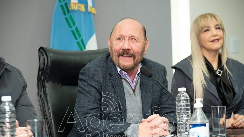 El gobernador Insfrán anunció nuevo incremento en haberes estatales, totalizando una mejora salarial anual del 80%