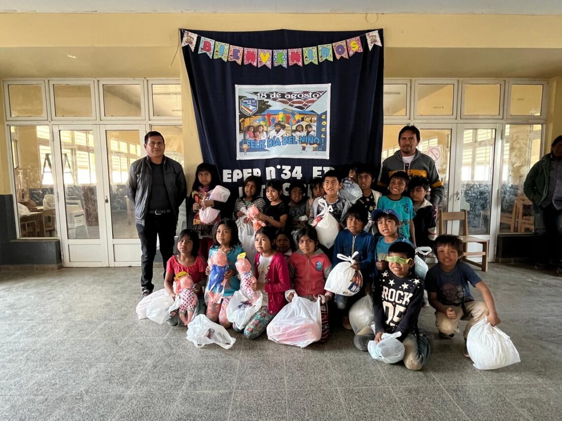 Además de las escuelas otras instituciones colaboraron con la entrega de juguetes en el oeste provincial